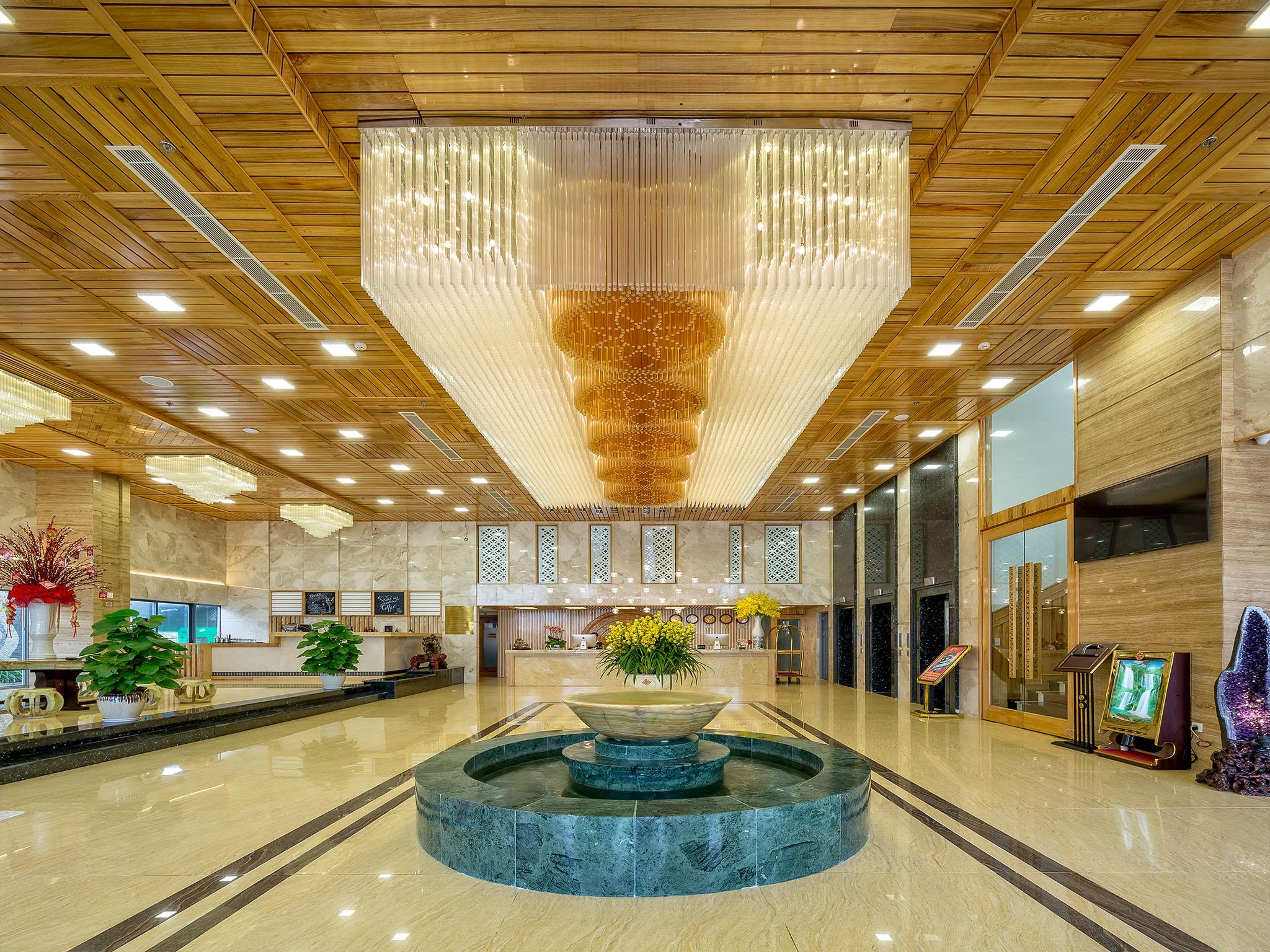Nhu Minh Plaza Danang Hotel Exteriör bild